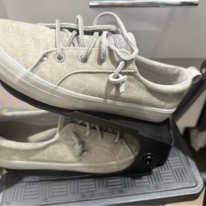 Sperry Gray Boat Shoes Classic Design